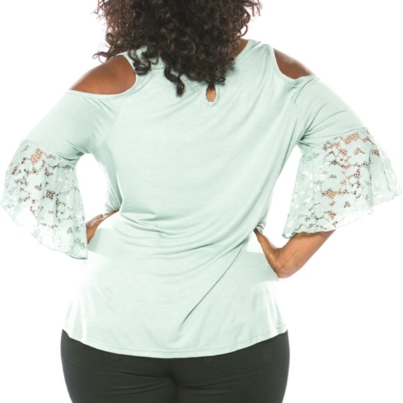 PLUS SIZE BOHO LACE COLD SHOULDER TOP - Picture 2 of 3